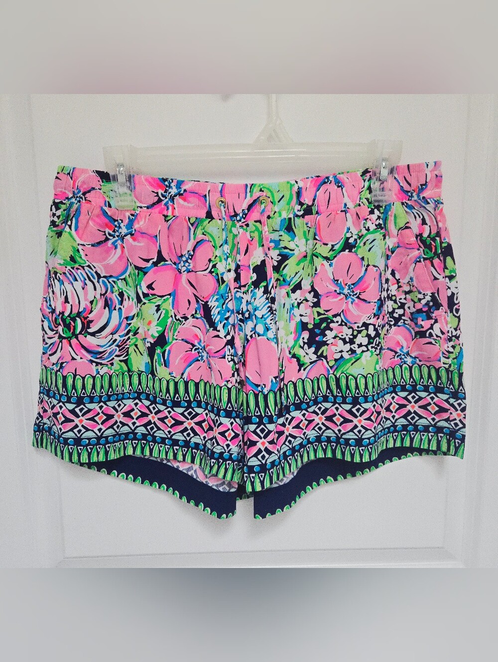 NWOT Lilly Pulitzer Katia Shorts, Size Medium